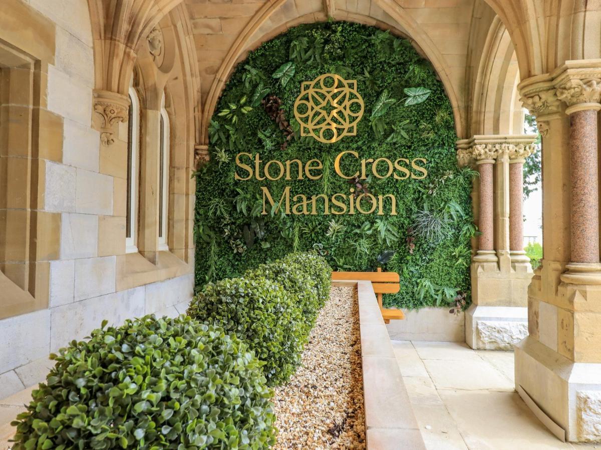 The Violet Suite Stone Cross Mansion Ulverston Extérieur photo